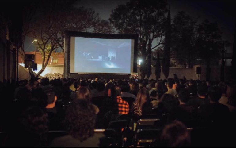 Como parte del dinamismo de la experiencia, habrá sustos, performance, stands con personajes, dulcería del terror y más. ESPECIAL / KADABRA CINEMA