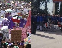 Su interpretación marca un momento significativo en la celebración del 8 de marzo en la escuela primaria, transmitiendo un mensaje de fuerza y unidad. ESPECIAL.
