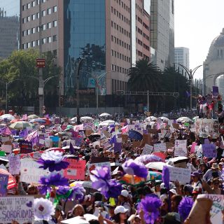 Muere mujer durante la marcha del 8M en la CDMX