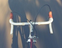 Estas son unas opciones para sacar la bicicleta y apropiarse de varios espacios naturales del estado. ESPECIAL / PEXELS Markus Spiske