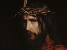 Por pura generosidad suya, hemos sido salvados. Con Cristo y en Cristo nos ha resucitado y con él nos ha reservado un sitio en el cielo. WIKIPEDIA/«Cristo y bordón», de Carl Bloch.