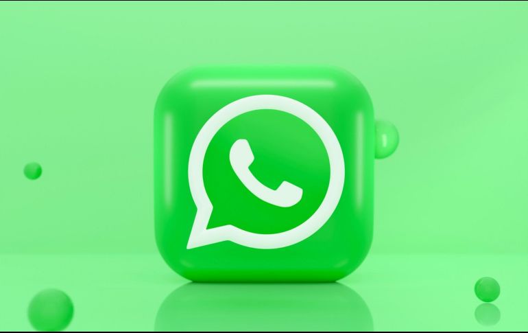WhatsApp Web es una de extensión de la aplicación del celular. ESPECIAL/ Foto de Mariia Shalabaieva en Unsplash