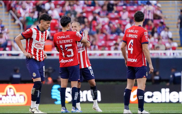 La derrota ante el León dejó dos bajas importantes para los tapatíos. Imago7