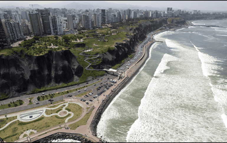 Vista aérea del distrito de Miraflores, en Lima, el 28 de marzo de 2023. AP / ARCHIVO
