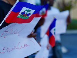 El primer ministro de Haití, Ariel Henry, dijo que renunciaría a su cargo, cediendo a la presión internacional para salvar a su país, atrapado por la violencia y controlado por pandilleros fuertemente armados. AFP