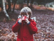 El consumo de cafeína no es recomendado en infancias y adolescencias. ESPECIAL/ Foto de A. Spratt en Unsplash