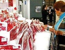 la carne y el pescado son los alimentos más peligrosos si se consumen caducados, incluso pueden causar la muerte. EL INFORMADOR / ARCHIVO