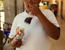 Los especialistas también lamentan que los malos hábitos comiencen desde la adolescencia e incluso desde la infancia. EL INFORMADOR / ARCHIVO