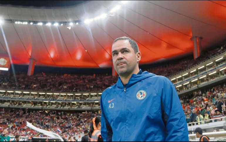 André Jardine afirma que no se confiará por la urgencia que tiene Chivas. IMAGO7/F. Meza