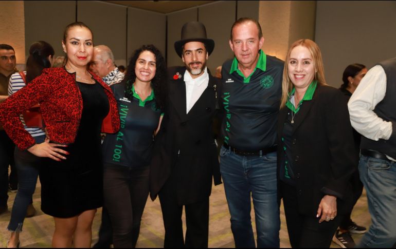 Lucía Vizcaíno, Semiramis Hernández, Rodrigo Orellana, Jorge Alcalá y Mónica Arreola. GENTE BIEN JALISCO/ Tony Martínez