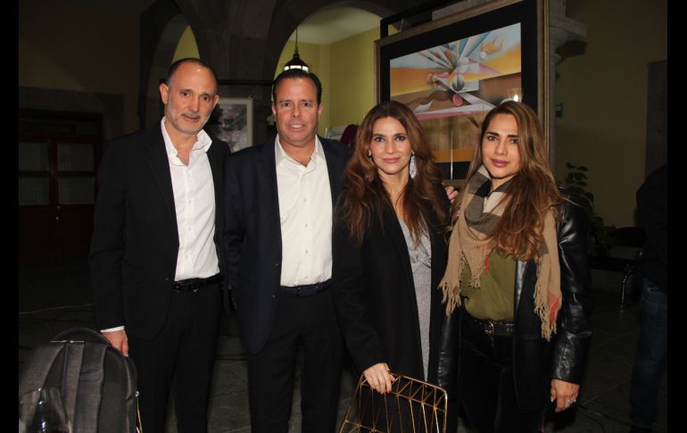 Adolfo Peniche, Javier Cazarez, Gabriela Díaz y Lorena Zapata. GENTE BIEN JALISCO/ Esmeralda Escamilla