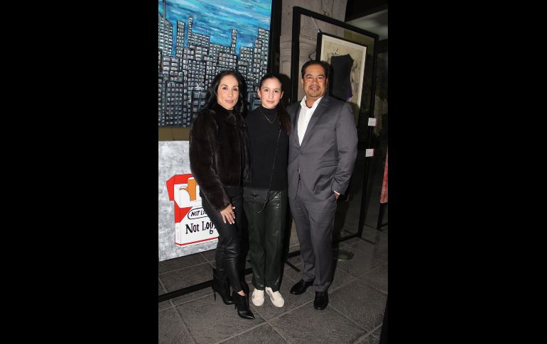 María Eugenia García Díaz, Valeria y Oscar Zamora. GENTE BIEN JALISCO/ Esmeralda Escamilla