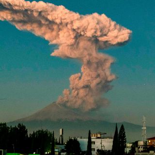 Alertan por aumento de enfermedades respiratorias en Puebla por ceniza volcánica