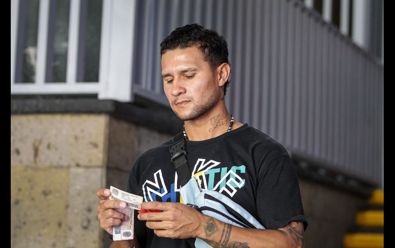 El delegado del INE Jalisco, Luis Zamora Cobian atribuye a la migración y al descuido de los ciudadanos la cifra de credenciales sin recoger en los módulos. EL INFORMADOR/ H. Figueroa.