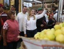 Con el objetivo de generar encuentros con las personas para conocer a detalle lo que la población necesita, Claudia Delgadillo, candidata al gobierno de Jalisco por parte de la coalición Morena, PT, PVEM, Futuro y Hagamos, visitó el mercado Felipe Ángeles. CORTESÍA