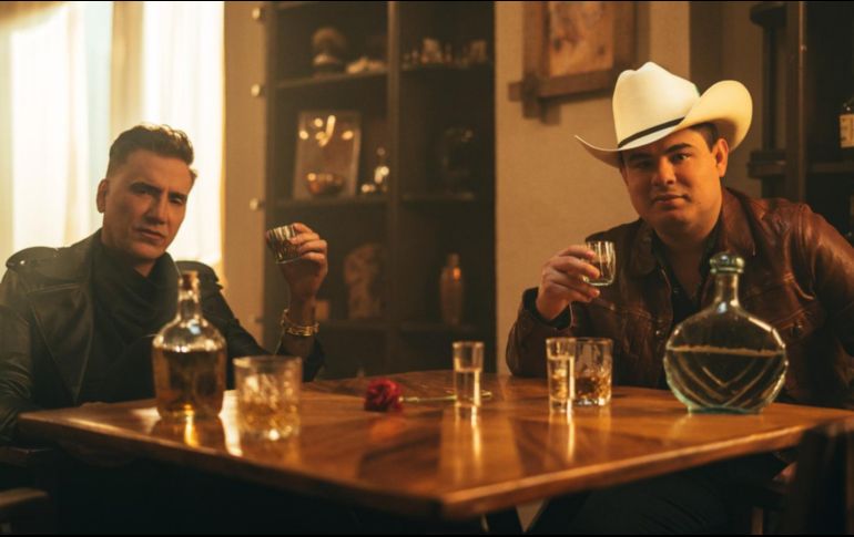 En esta ocasión, Alejandro sorprende con su versión de “Cobijas Ajenas”, composición original de Espinoza Paz. ESPECIAL