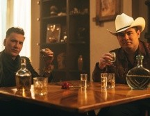 En esta ocasión, Alejandro sorprende con su versión de “Cobijas Ajenas”, composición original de Espinoza Paz. ESPECIAL