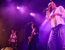 Tim Booth, el vocalista de la agrupación entregó una excepcional velada al público tapatío. EL INFORMADOR/ H. Figueroa