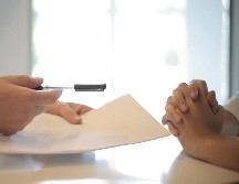 Este es el tiempo que duras en el buró de crédito después de haber ingresado. ESPECIAL / PEXELS Andrea Piacquadio