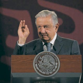 “Traidor a la patria, quien entrega los recursos”: AMLO