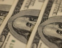 El peso mexicano se cotiza en los mercados internacionales alrededor de los 16.89 pesos por dólar. ESPECIAL/ Foto de engin akyurt en Unsplash