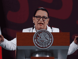 Rosa Icela Rodríguez, secretaria de Seguridad y Protección Ciudadana, anunció en la mañanera un logro significativo, dijo, en la lucha contra el robo de hidrocarburos. EFE / M. Guzmán