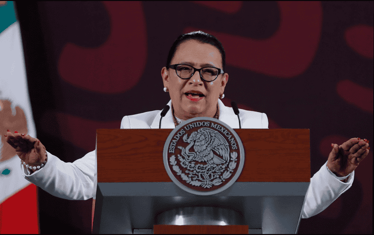 Rosa Icela Rodríguez, secretaria de Seguridad y Protección Ciudadana, anunció en la mañanera un logro significativo, dijo, en la lucha contra el robo de hidrocarburos. EFE / M. Guzmán