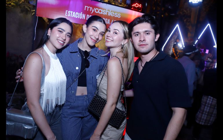 Frida Chávez, Yanik Kuri, Andrea Gutiérrez y Mauricio Lozano. GENTE BIEN JALISCO/ Claudio Jimeno