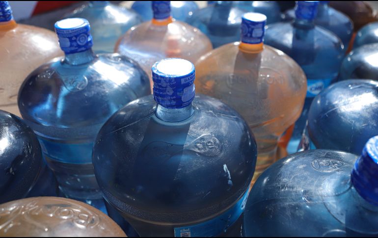 Beber agua en ayunas es uno de los temas más debatidos de la nutrición. EL INFORMADOR/ARCHIVO