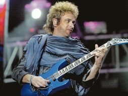 El concierto es un homenaje al vocalista del grupo de rock argentino Soda Stereo, fallecido el 4 de septiembre de 2014. AFP