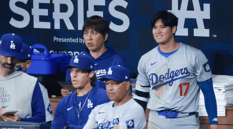 Cuando Shohei Ohtani dejó a los Angels para firmar un acuerdo de 700 MDD con los Dodgers en diciembre pasado, el club contrató a Ippei Mizuhara. EFE / ESPECIAL, JIJI PRESS