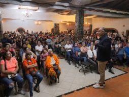 Clemente Castañeda considera que la decisión del organismo electoral los deja sin representación completa para competir en las elecciones del 2 de junio. ESPECIAL