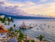 Jalisco cuenta con dos mil 736 establecimientos de hospedaje y 82 mil 216 unidades rentables, entre cuartos de hotel, cabañas o casas de alojamiento vacacional. ESPECIAL