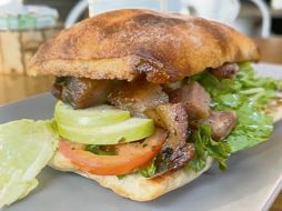 Prueba la diversidad de sabores que te ofrecen en Baham. CORTESÍA