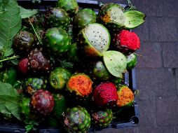 Las pitayas son frutos pequeños, ovoides, cubiertos de espinas, que nacen en cactus. EL INFORMADOR / ARCHIVO