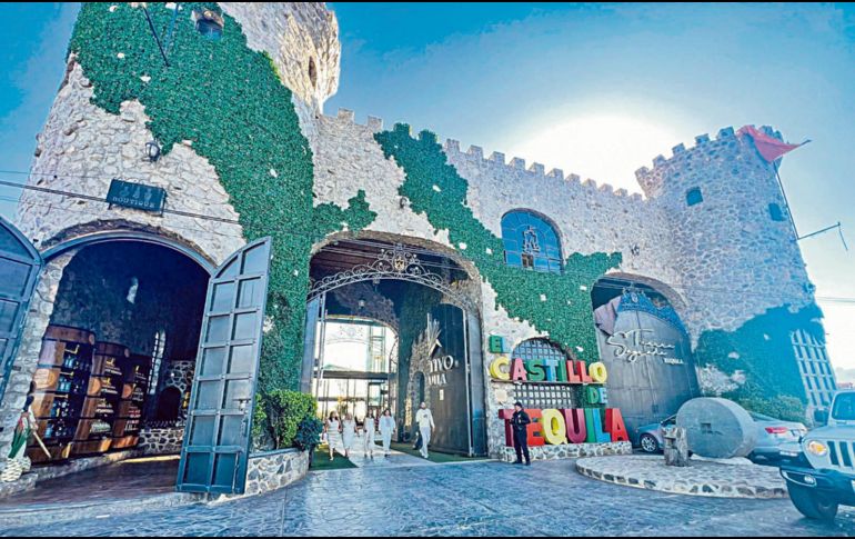 El Castillo de Tequila cuenta con una producción anual de un millón de litros. ESPECIAL