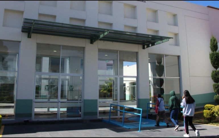 El Sector Salud indicó que se cuenta con la cobertura del 100 por ciento de medicamentos a pacientes hospitalizados para garantizar su adecuada recuperación. ESPECIAL / GOB. DE TLAXCALA