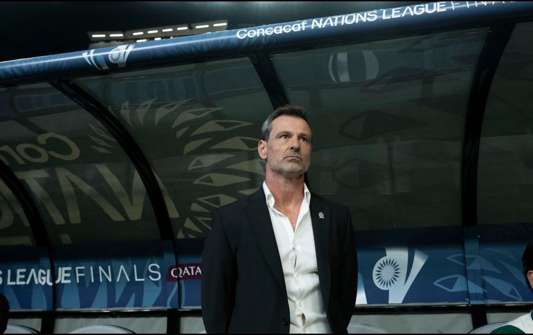 El ex entrenador de Atlas habló sobre que al futbolista del Tricolor no le gusta mucho trabajar. IMAGO7