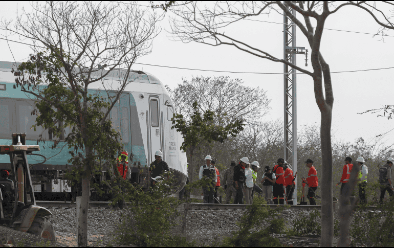 Tras 100 días de operación el Tren Maya, un vagón se salió de las vías al llegar a la estación e Tixkokob, en Yucatán. EFE / L. Hernández