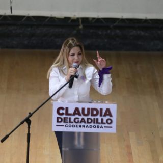 Claudia Delgadillo propone educación sólida y renovación de infraestructura educativa