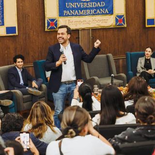 Jorge Álvarez Máynez acusa a Claudia de hacer un montaje