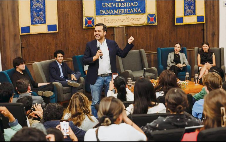 El candidato presidencial por el Partido Movimiento Ciudadano publicó en su cuenta de X su visita número 12 a las universidades del país. ESPECIAL