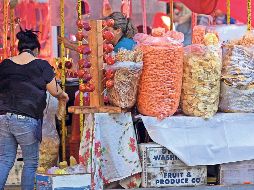 Para evitar estos padecimientos es necesario tomar algunas medidas como: tener higiene en la preparación de los alimentos. SUN / ARCHIVO