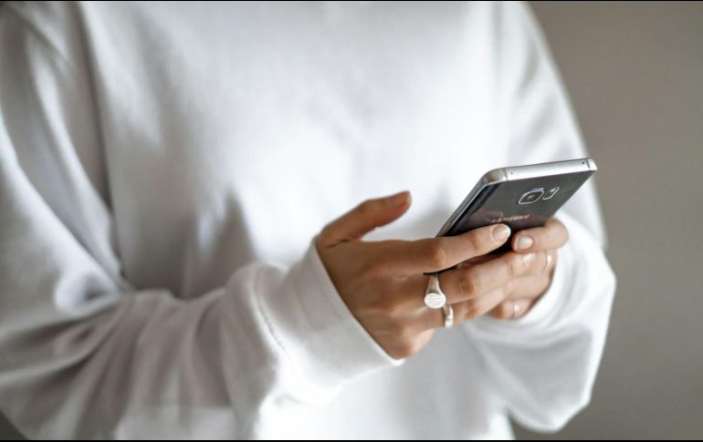 La contraseña para desbloqueo es una frase o palabra compuesta por números, letras y caracteres especiales. ESPECIAL/ Foto de Kelli McClintock en Unsplash