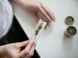 La nueva ley respecto al cannabis en Alemania contempla a personas mayores de 18 años. ESPECIAL/ Foto de T. Catalog en Unsplash