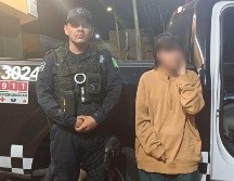 La menor fue llevada de regreso con su madre. ESPECIAL/ Policía de Guadalajara