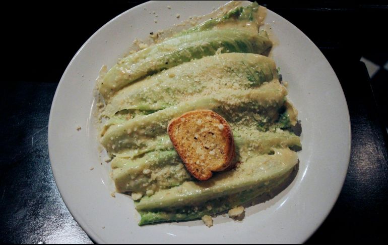 Este clásico platillo de Tijuana fue creado a inicios del siglo pasado y se ha mantenido como uno de los más populares en su categoría. NOTIMEX / ARCHIVO