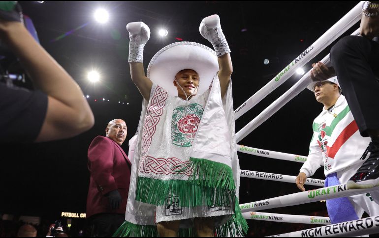 Muchos aficionados comentaron que fue una indirecta del boxeador mexicano hacia David Faitelson. AFP/Archivo