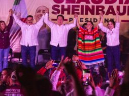 Al asistir al acto que encabezó Claudia Sheinbaum en Autlán, el Dr. Carlos Lomelí comentó a militantes simpatizantes y de su partido, que ella es la única opción para darle continuidad a movimiento de la 4T.  ESPECIAL.