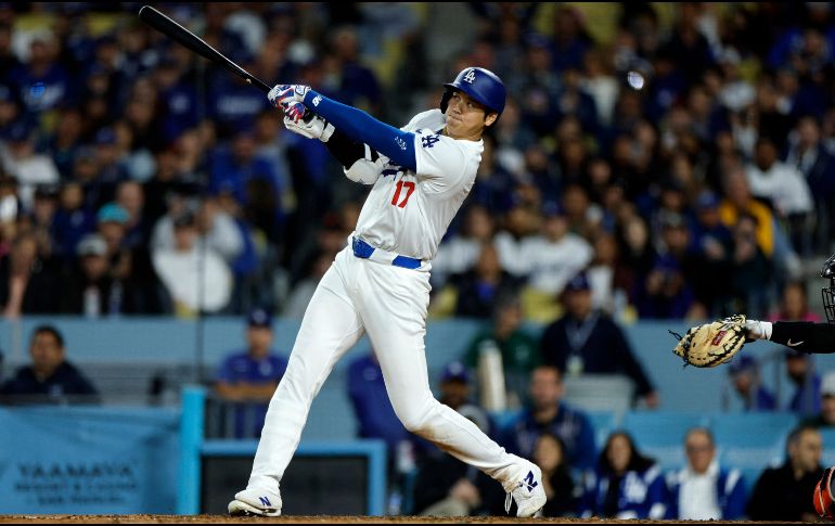 El cuadrangular llegó en la séptima entrada y en el cuadragésimo primer turno de Shohei Ohtani con los Dodgers. AFP / K. Djansezian